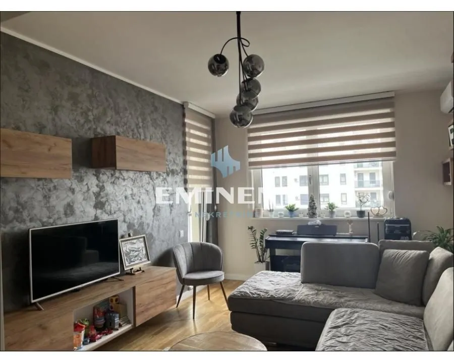 Izdavanje, dvosoban stan, 48m², Uciteljsko Naselje, Zvezdara Sve Podlokacije