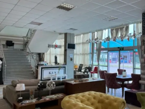 Izdavanje, poslovni prostor, 2500m², Zeta, Podgorica - image 3