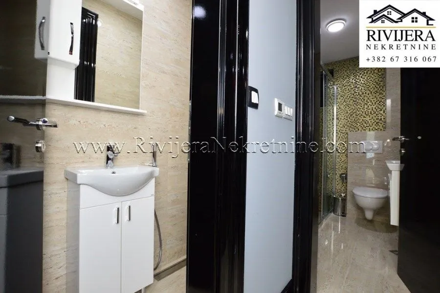 Prodaja, dvosoban stan, 72m², Đenovići, Herceg Novi