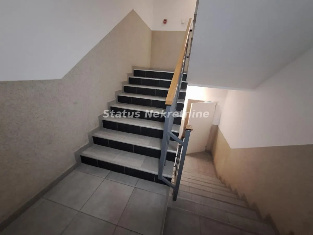 Prodaja, garsonjera, 35m², Bulevar Evrope, Novi Sad Sve Podlokacije