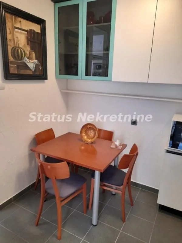 Izdavanje, trosoban stan, 80m², Liman 2, Novi Sad Sve Podlokacije