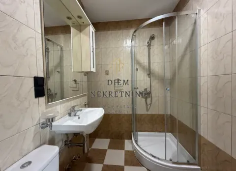 Prodaja, dvosoban stan, 72m², Pobrežje, Podgorica - image 5
