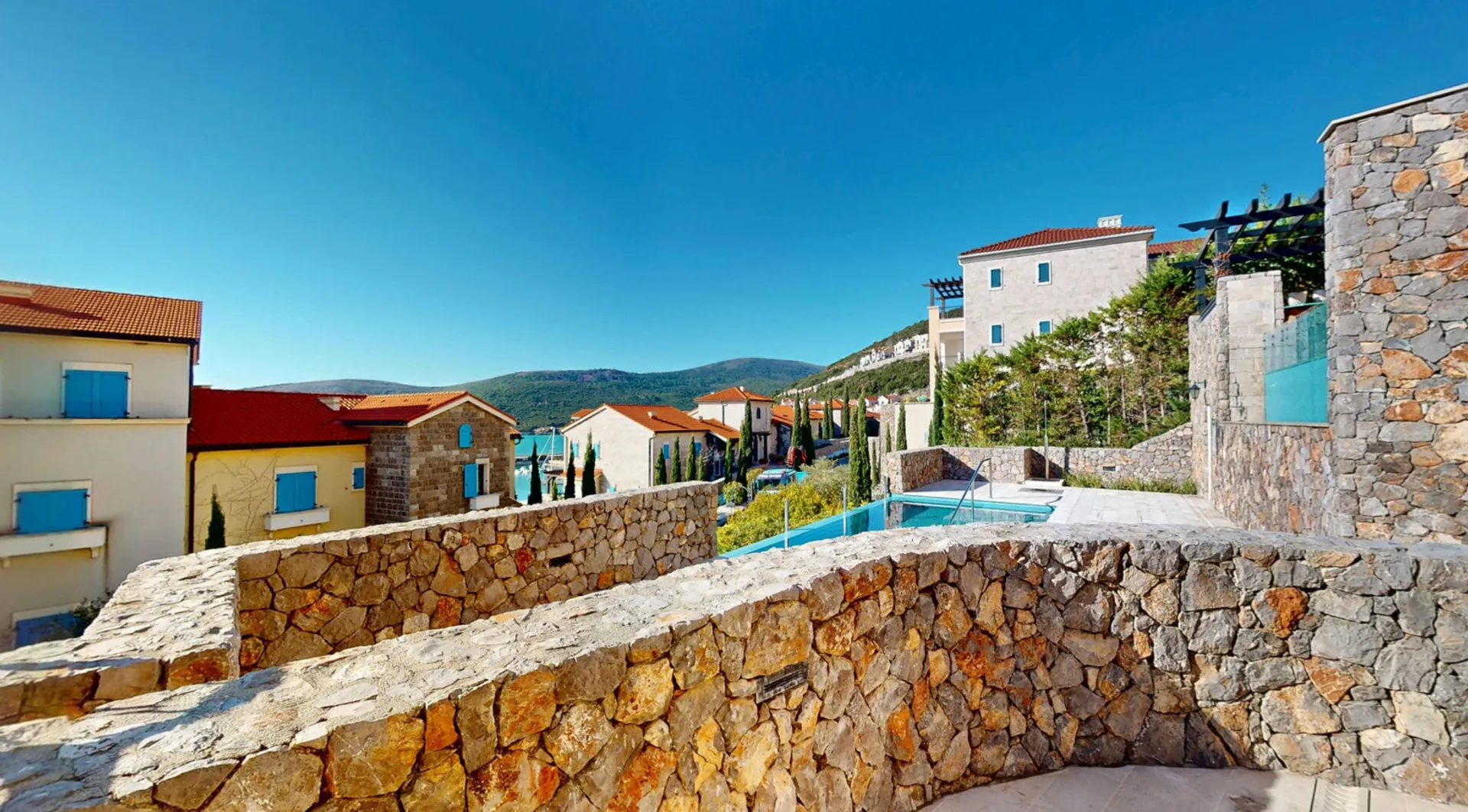 Prodaja, jednosoban stan, 69m², Luštica Bay, Tivat