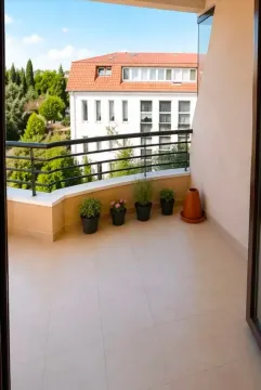 Prodaja, trosoban stan, 200m², Preko Morače, Podgorica - image 3