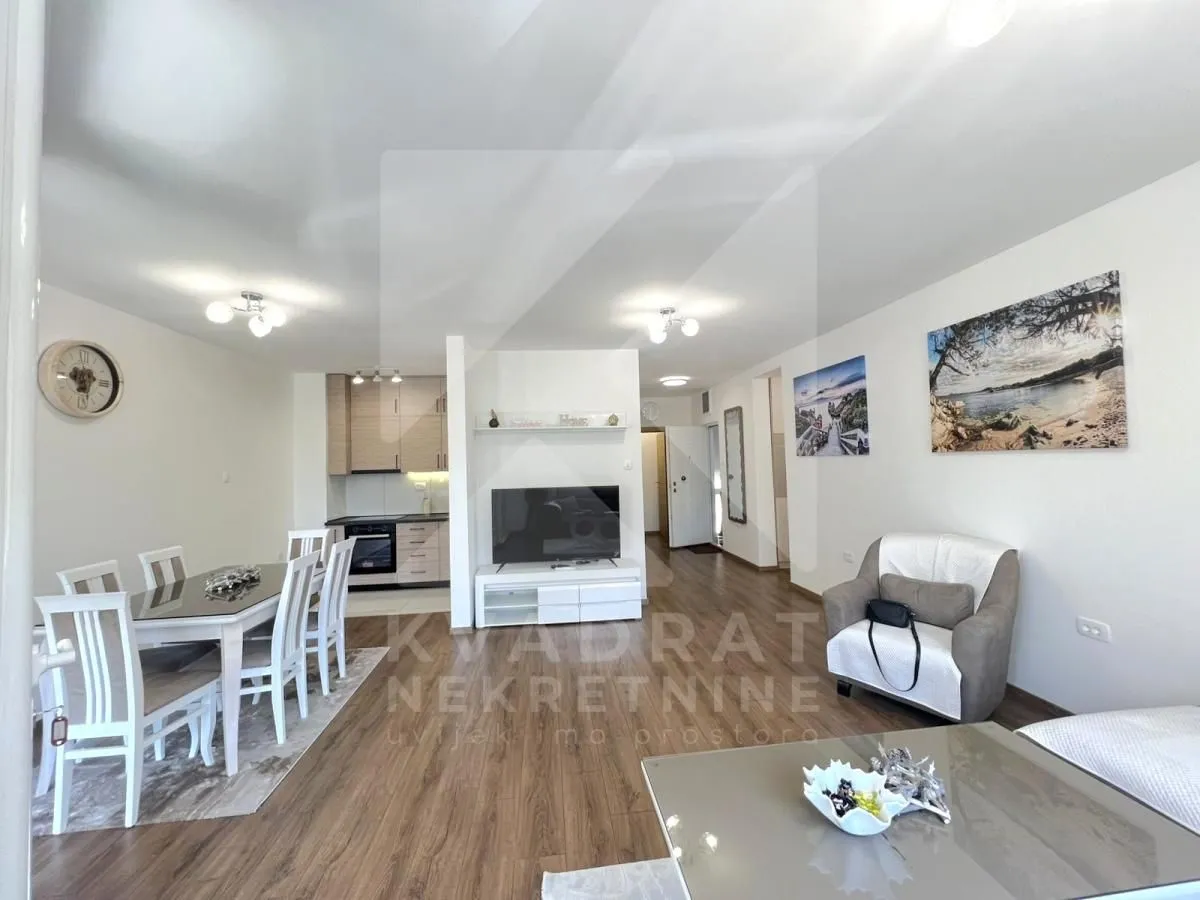 Rent, three bedroom apartment, 110m², Tološka šuma, Podgorica