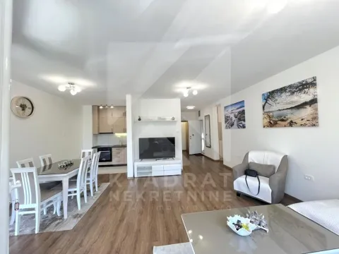 Rent, three bedroom apartment, 110m², Tološka šuma, Podgorica - image 3