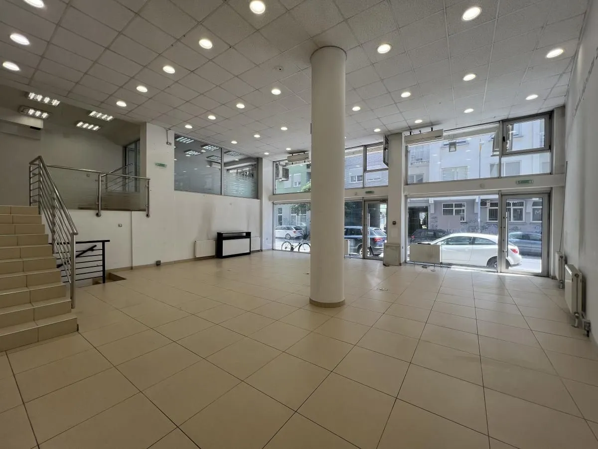 Rent, office space, 198m², Grbavica, Novi Sad Sve Podlokacije