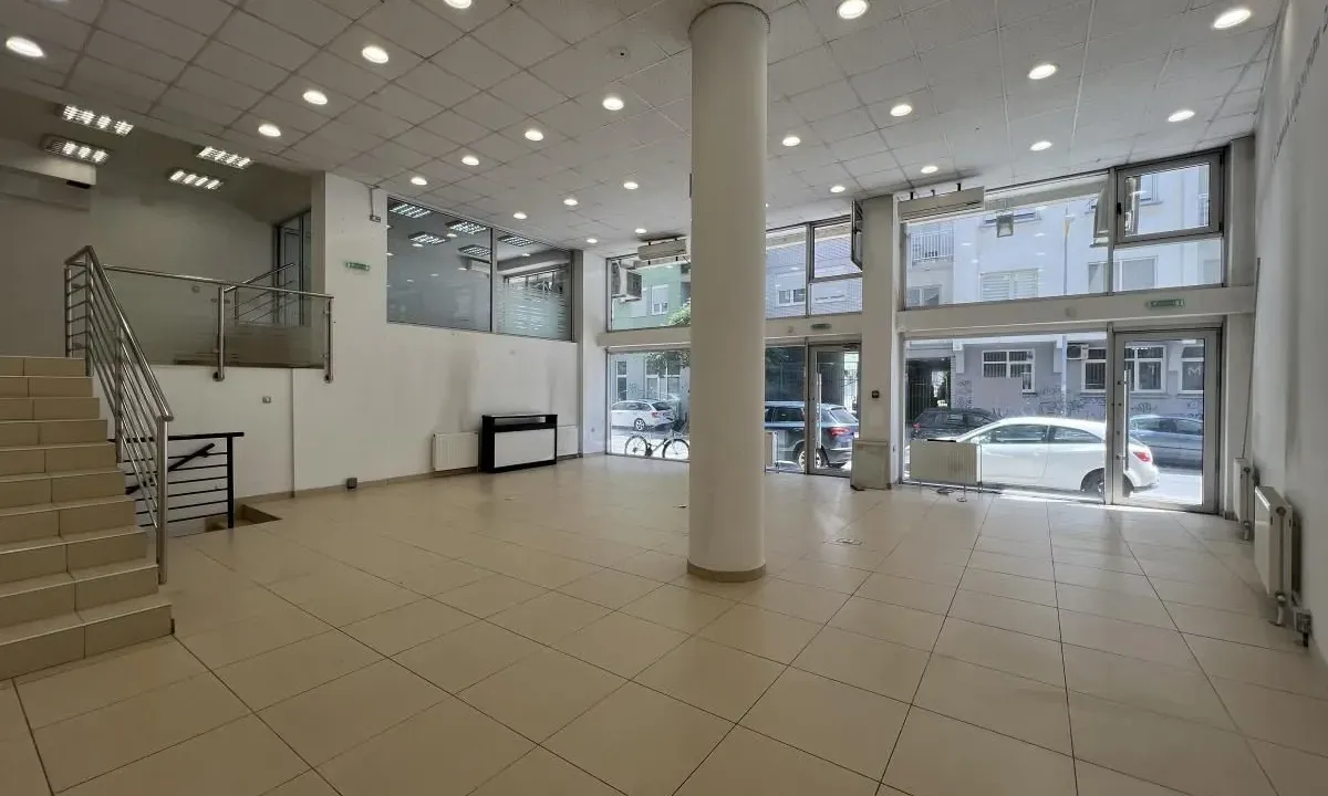 Rent, office space, 198m², Grbavica, Novi Sad Sve Podlokacije