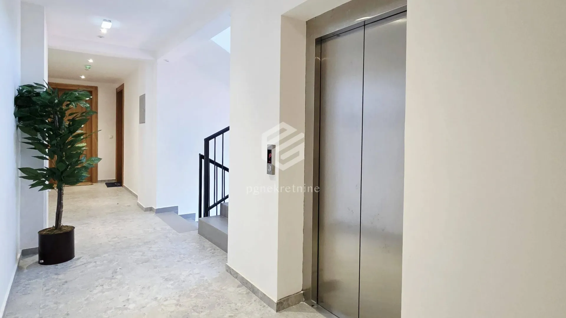 Rent, two bedroom apartment, 65m², Vezirov Most, Podgorica