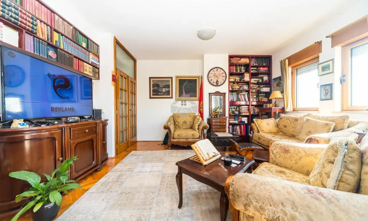 Prodaja, trosoban stan, 91m², Preko Morače, Podgorica