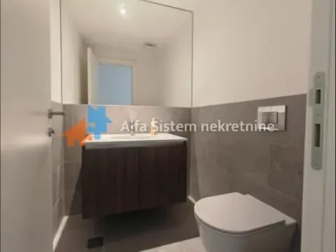 Rent, four bedroom apartment, 120m², Savski Venac, Beograd - image 13