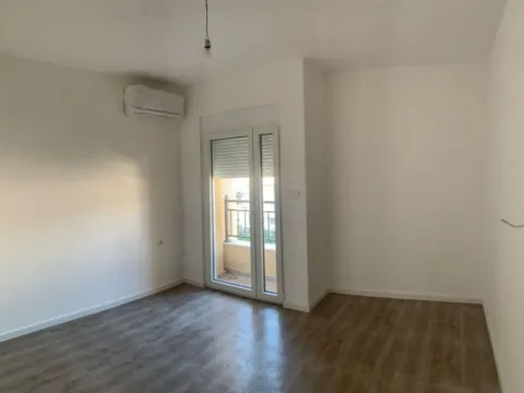 Prodaja, dvosoban stan, 60m², Bar, Crna Gora - image 3