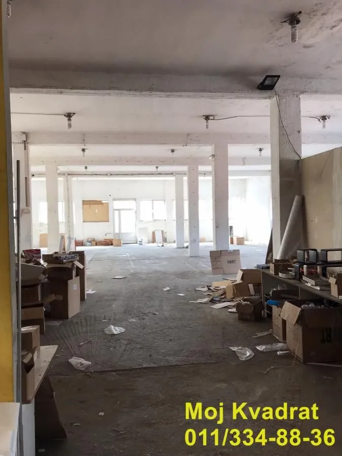 Rent, office space, 750m², Konjarnik, Voždovac Sve Podlokacije