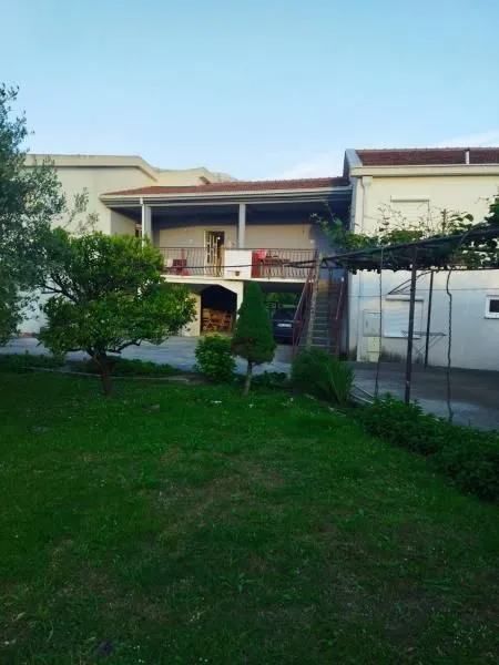 Sale, house, 400m², Bar, Crna Gora