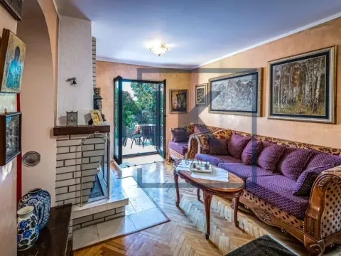 Prodaja, kuća, 280m², Ibričevina, Podgorica - image 14