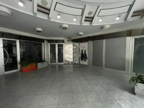 Izdavanje, poslovni prostor, 17m², Centar, Novi Sad - image 7
