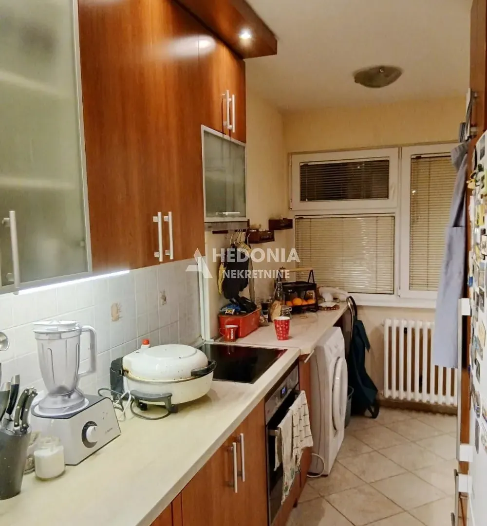 Prodaja, dvosoban stan, 64m², Zemun Meandri, Zemun Sve Podlokacije