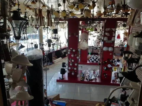 Prodaja, poslovni prostor, 240m², Centar, Budva