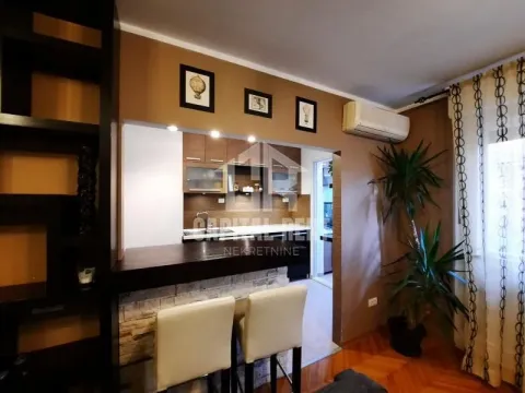 Rent, two bedroom apartment, 50m², Vračar Centar, Vračar Sve Podlokacije - image 3