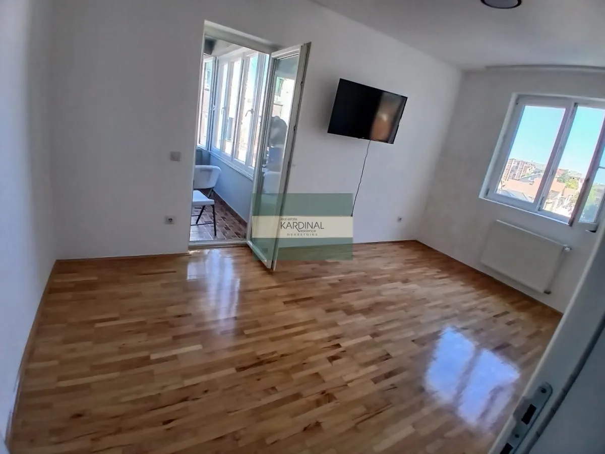 Izdavanje, trosoban stan, 65m², Sarina Medja, Jagodina