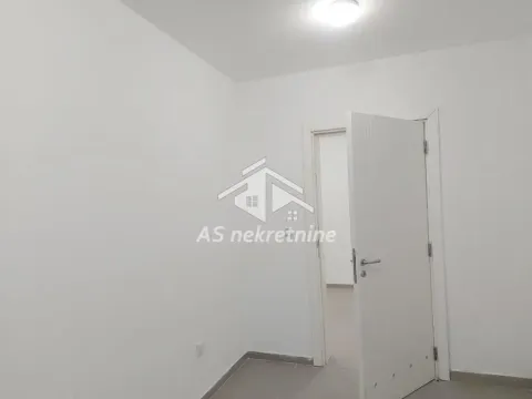 Izdavanje, kuća, 300m², Savski Venac, Beograd - image 36