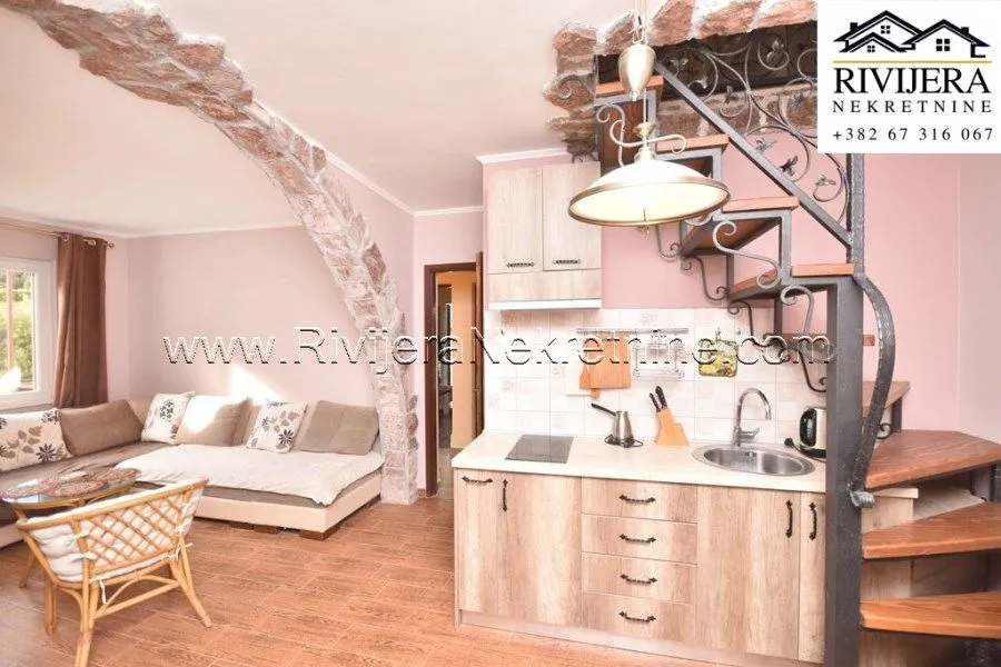 Prodaja, kuća, 150m², Baošići, Herceg Novi