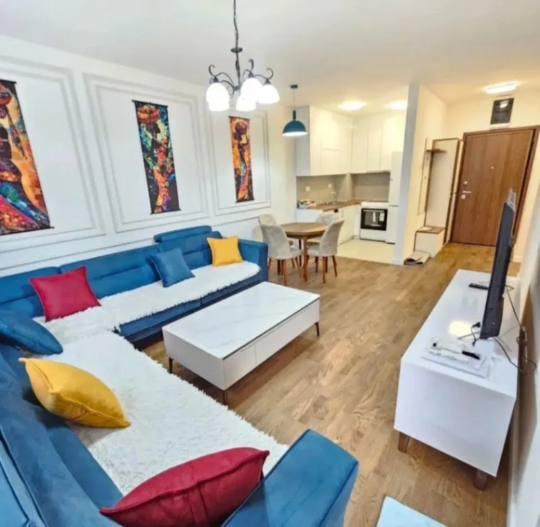 Izdavanje, jednosoban stan, 47m², Stari Aerodrom, Podgorica