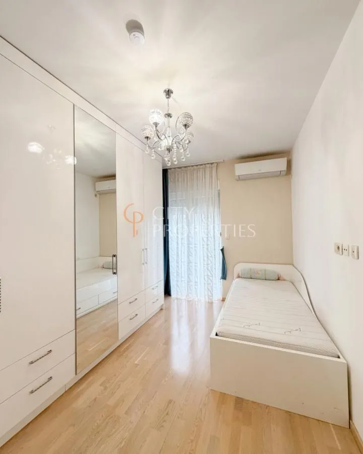 Rent, apartment, 105m², City Kvart, Podgorica