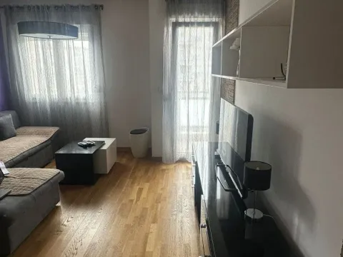 Rent, one bedroom apartment, 45m², City Kvart, Podgorica - image 3