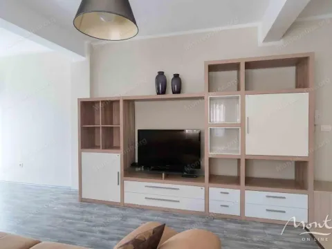 Sale, one bedroom apartment, 56m², Bečići, Budva - image 7