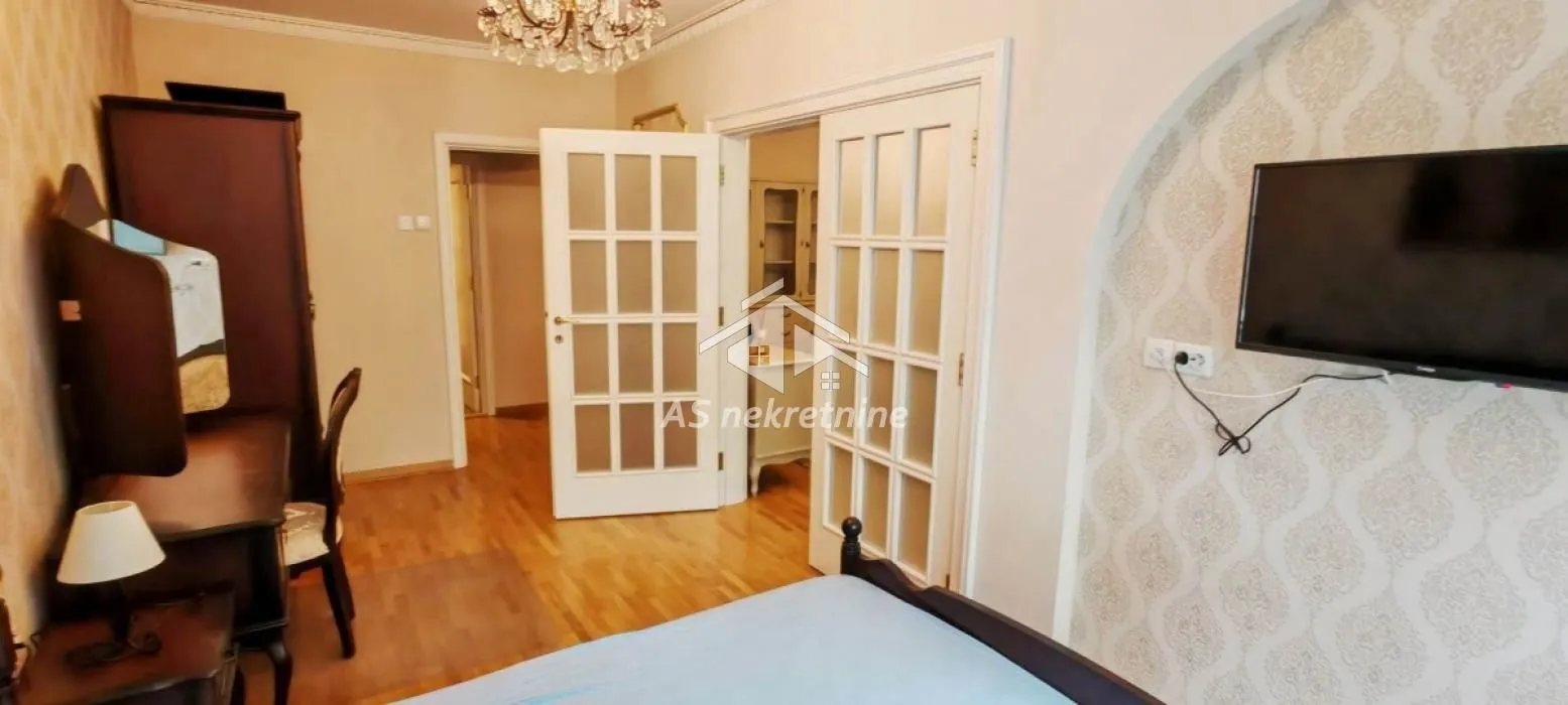 Sale, two bedroom apartment, 62m², Stari Grad, Beograd