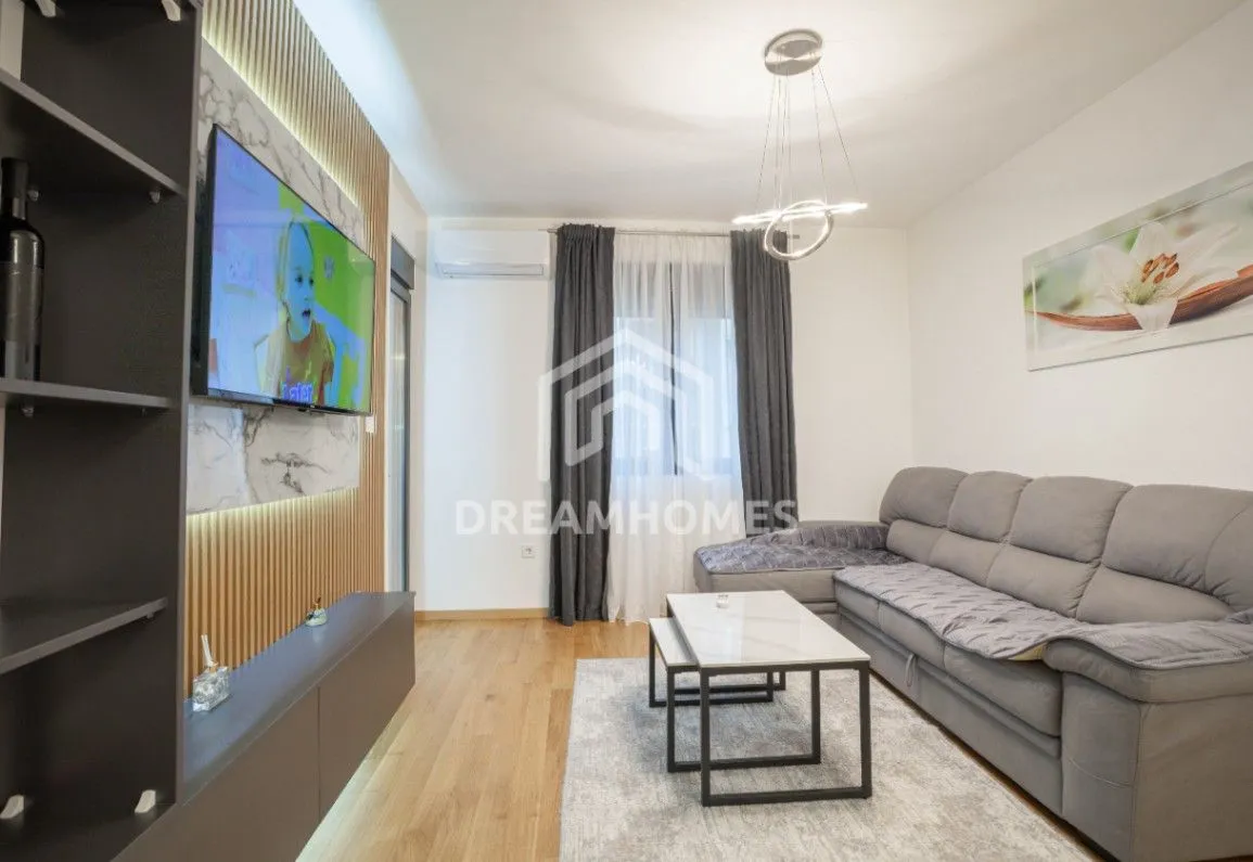 Izdavanje, jednosoban stan, 48m², City Kvart, Podgorica