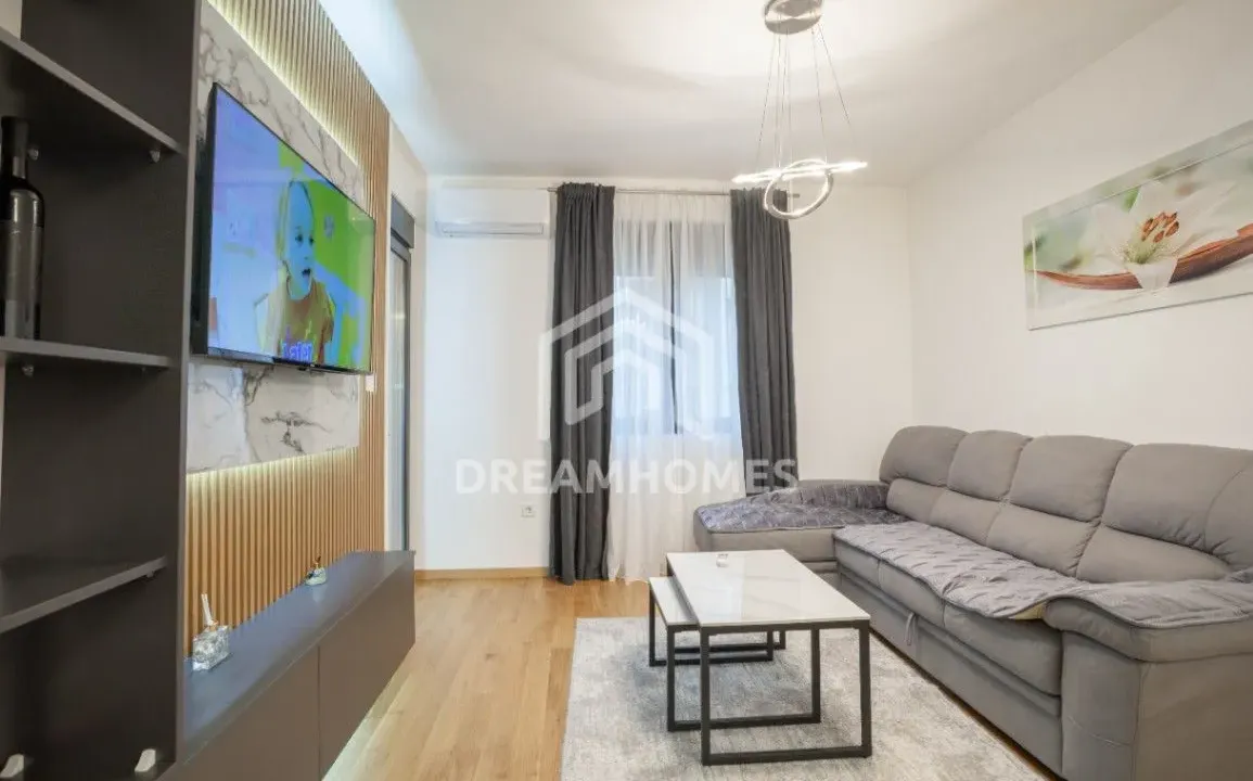 Izdavanje, jednosoban stan, 48m², City Kvart, Podgorica