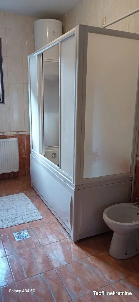 Izdavanje, kuća, 350m², Savski Venac, Beograd