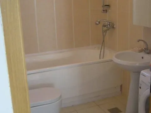 Rent, one bedroom apartment, 55m², Budva, Crna Gora - image 5