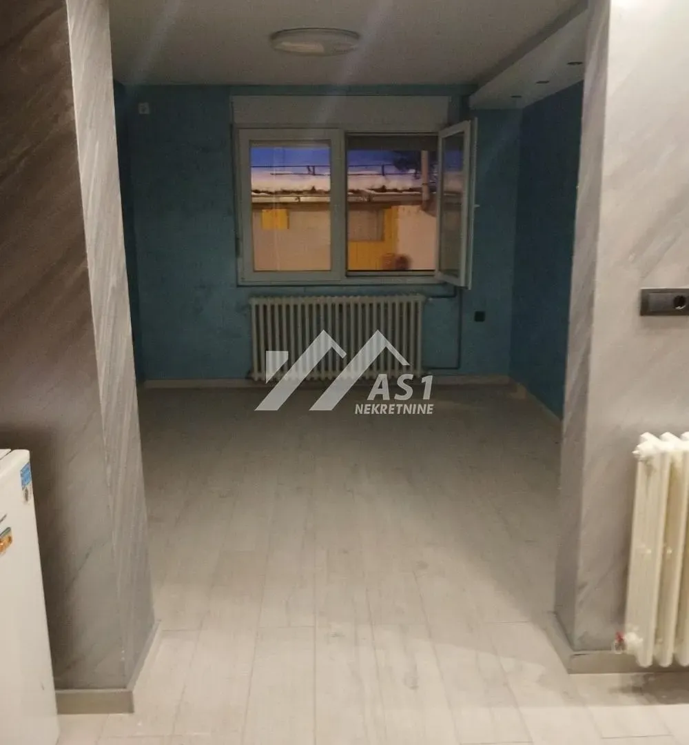 Rent, office space, 45m², Centar, Novi Sad