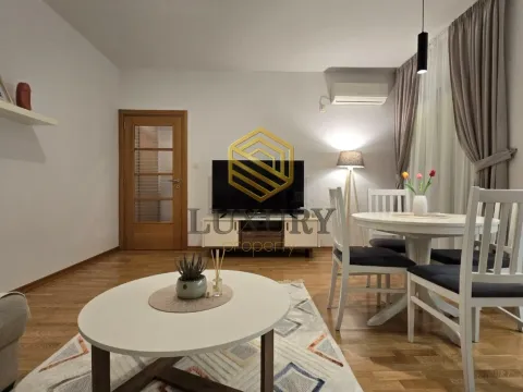 Izdavanje, jednosoban stan, 46m², Dalmatinska ulica, Podgorica - image 10