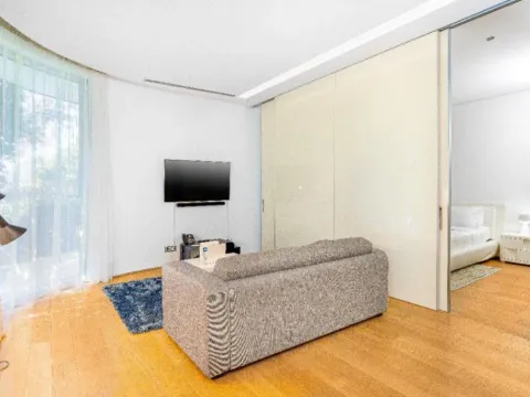 Sale, one bedroom apartment, 97m², Budva, Crna Gora - image 10