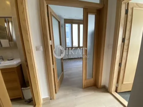 Izdavanje, četvorosoban stan, 160m², Stari Grad, Beograd - image 17