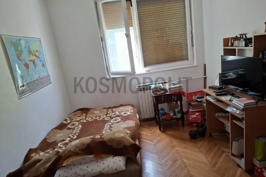 Prodaja, četvorosoban stan, 55m², Severni Bulevar, Zvezdara Sve Podlokacije