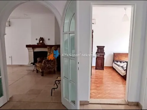 Rent, apartment, 250m², Neimar, Vračar Sve Podlokacije - image 33