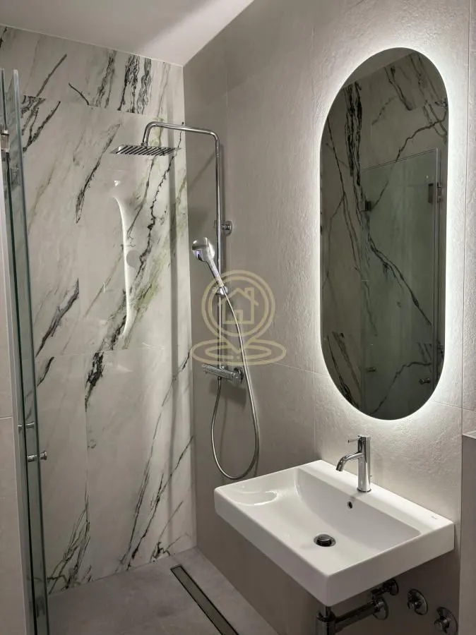Izdavanje, dvosoban stan, 46m², Adamovićevo Naselje, Novi Sad Sve Podlokacije