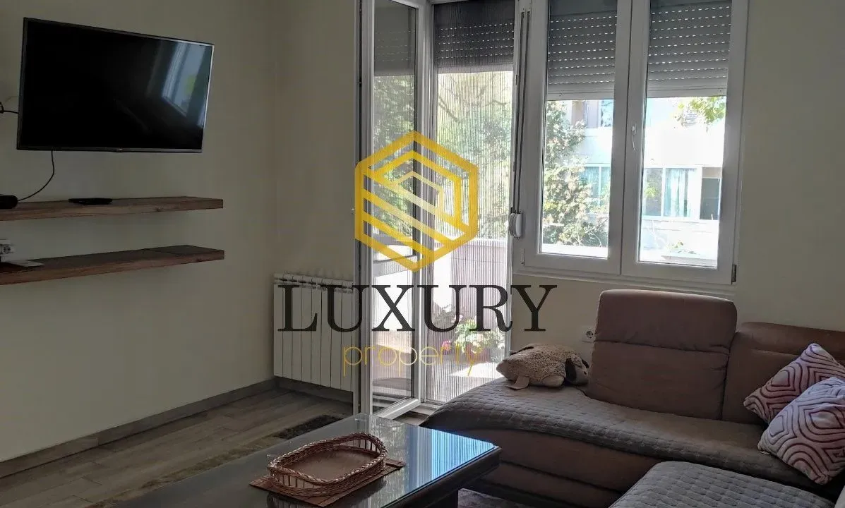 Rent, two bedroom apartment, 85m², Centar, Podgorica