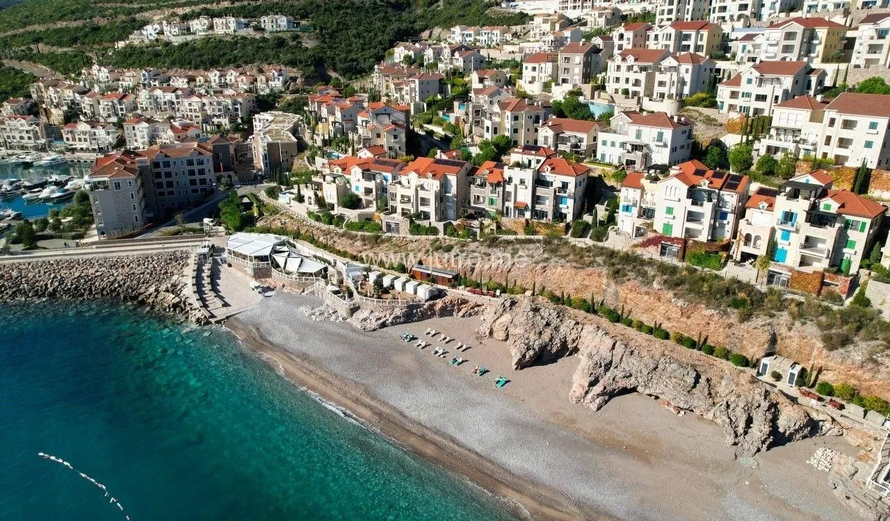 Prodaja, trosoban stan, 108m², Luštica Bay, Tivat
