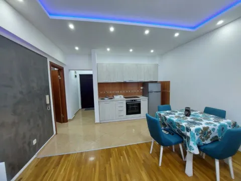 Rent, one bedroom apartment, 52m², Centar, Bar - image 4
