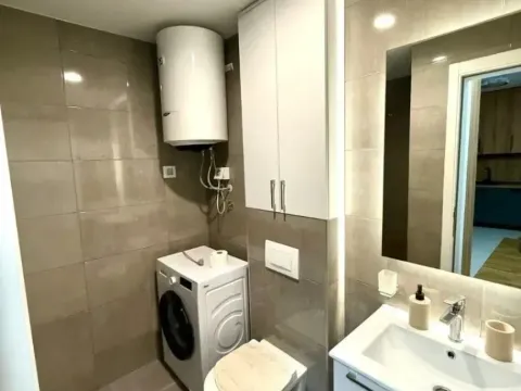 Izdavanje, jednosoban stan, 48m², Stari Aerodrom, Podgorica - image 8