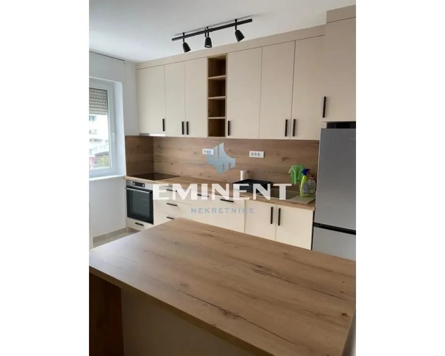 Rent, three bedroom apartment, 90m², Novi Beograd Sve Podlokacije, Beograd