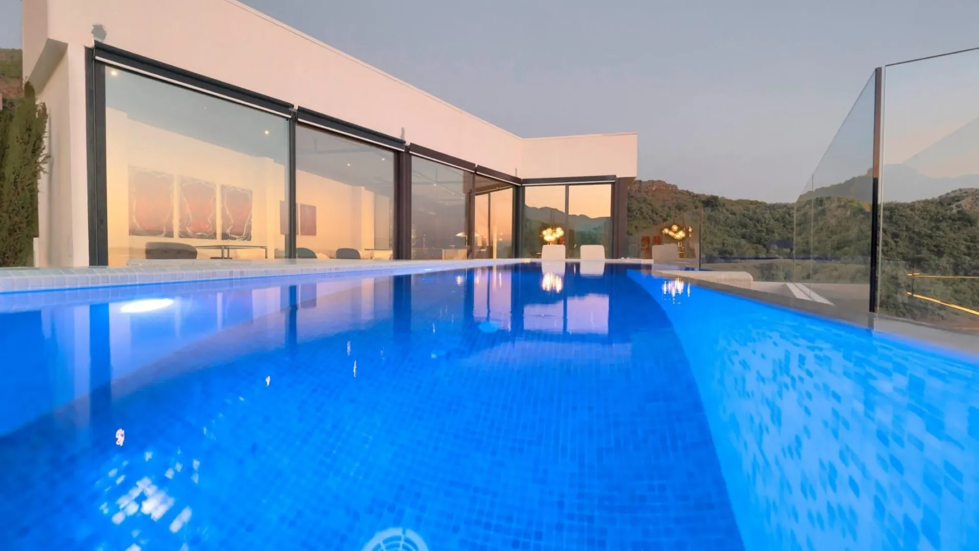 Sale, apartment, 1000m², Rafailovići, Budva