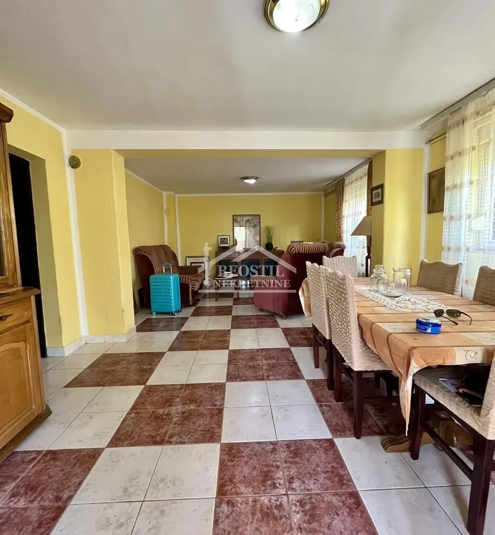 Sale, house, 341m², Grocka, Beograd