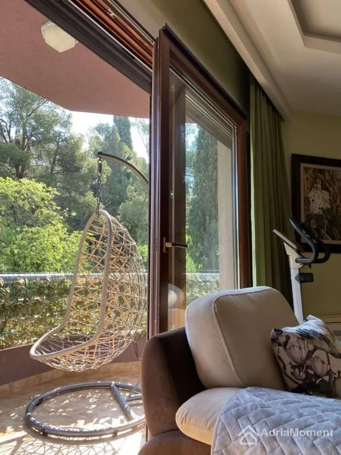 Prodaja, trosoban stan, 140m², Gorica C, Podgorica